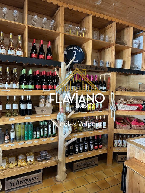 Fonds de commerce - Magasins - 136 m²