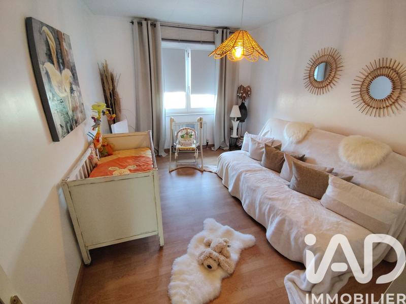 Maison - 180 m² - 7 pièces