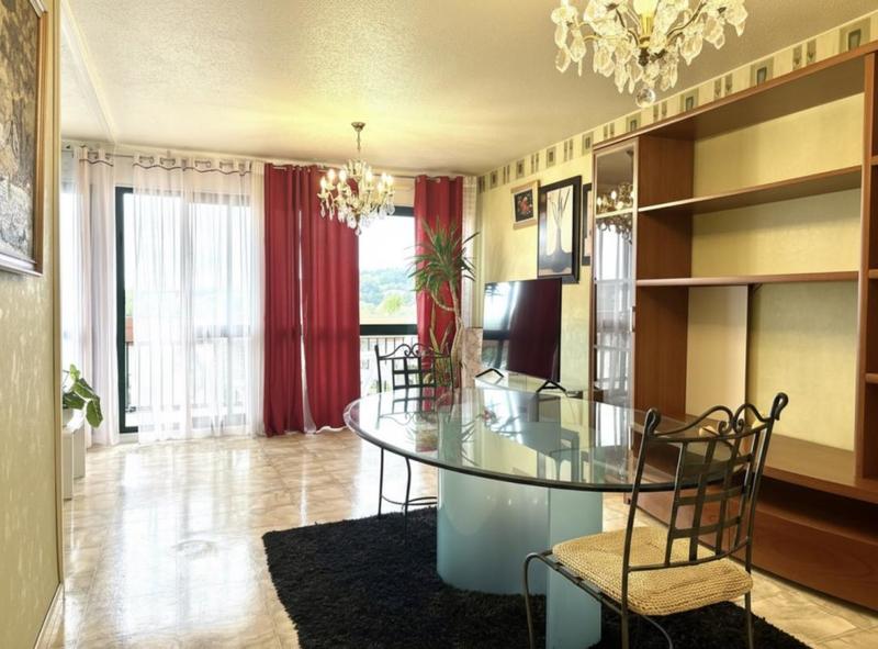 Appartement - 74 m² - 3 pièces