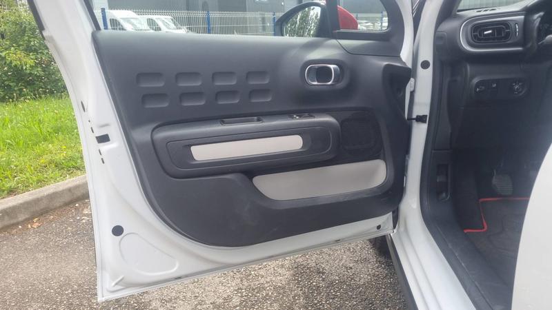 Citroën C3 III 1.2 Puretech 82 Feel Business - 5 places