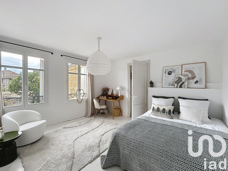 Maison - 167 m² - 7 pièces