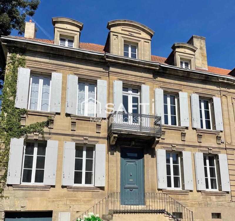 Maison de maîtres - 372 m² - 8 pièces