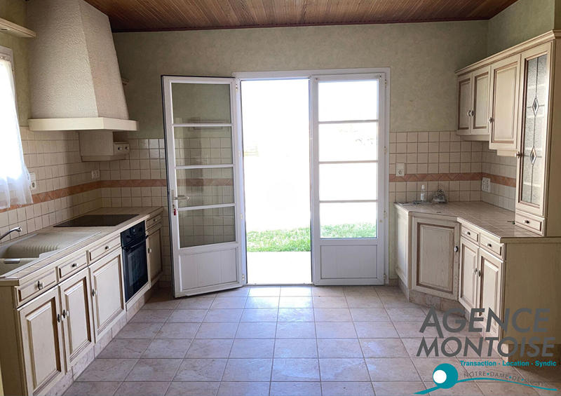 Maison - 144 m² - 7 pièces