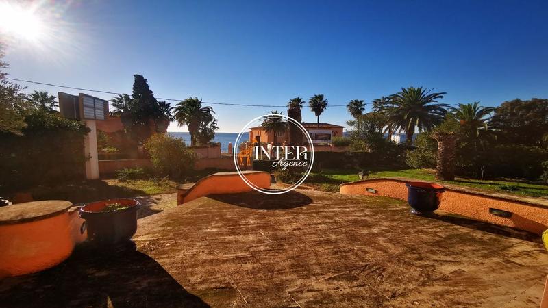 Villa - 775 m² - 12 pièces