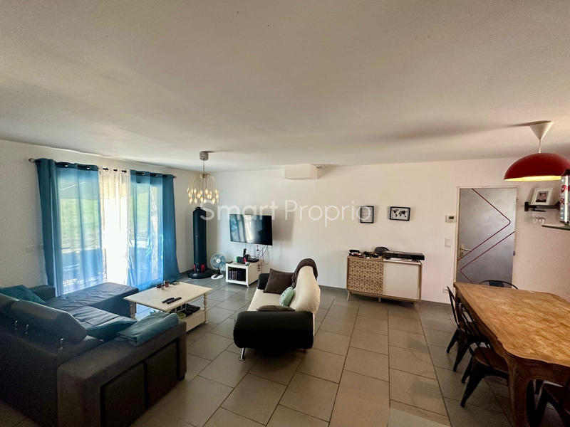 Villa - 100 m² - 5 pièces