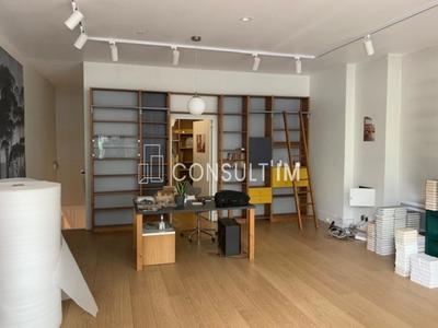 Local commercial - 104 m²