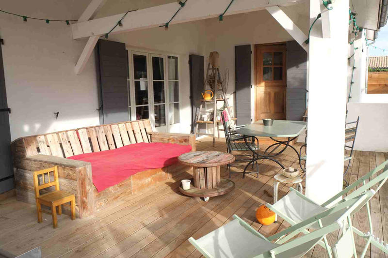 Maison - 228 m² - 5 pièces