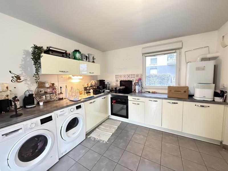 Appartement - 80 m² - 4 pièces