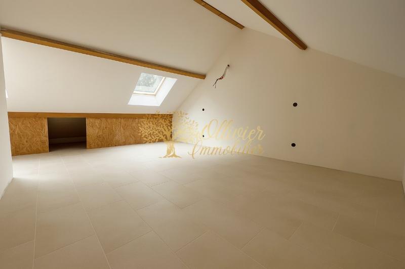 Pavillon - 120 m² - 5 pièces