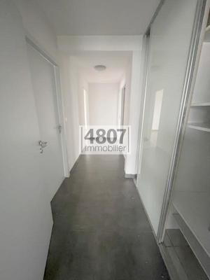 Appartement - 102 m² - 4 pièces