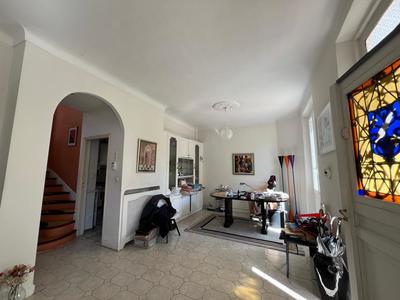 Hôtel particulier - 199 m² - 9 pièces