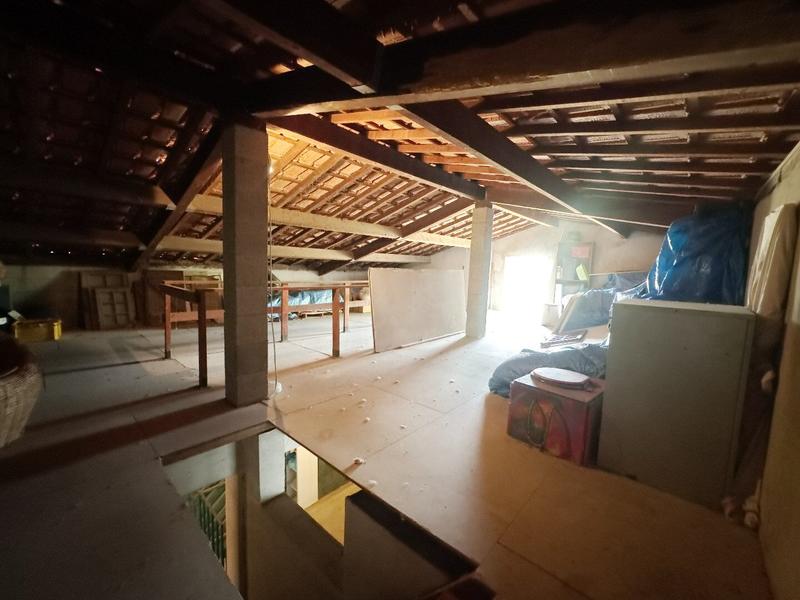 Maison - 270 m² - 3 pièces