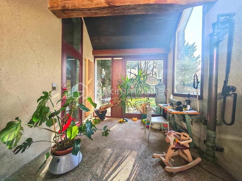 Maison d'architecte - 211 m² - 10 pièces