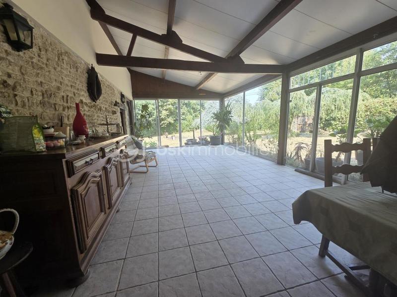 Maison - 277 m² - 6 pièces