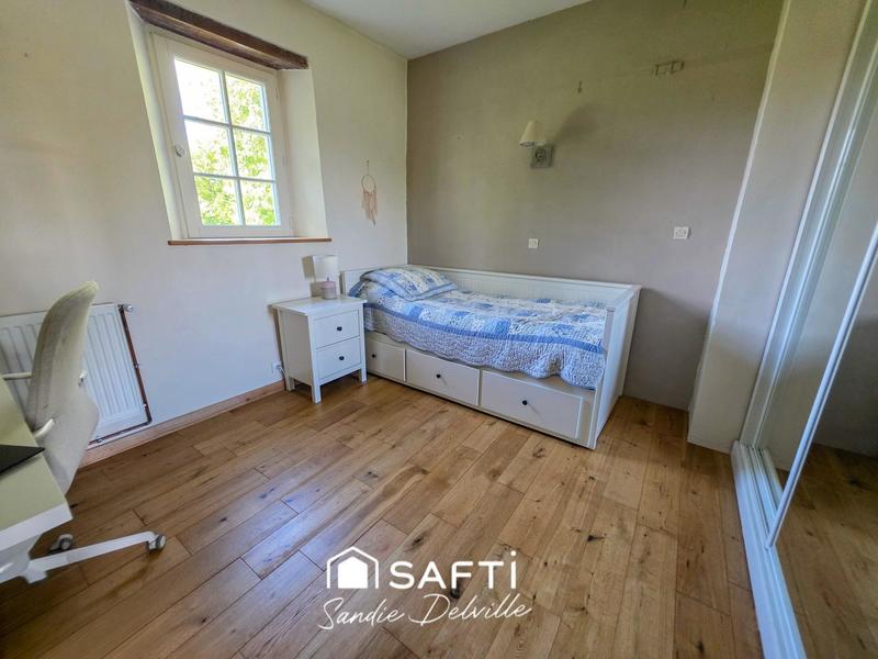 Propriété - 195 m² - 6 pièces