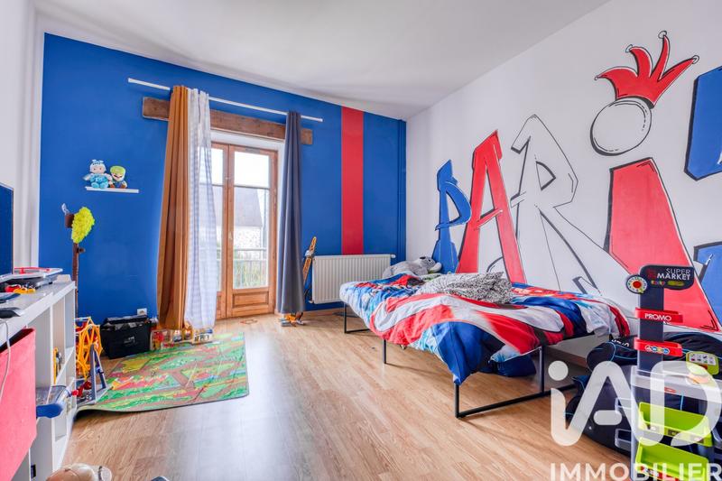 Maison - 291 m² - 9 pièces