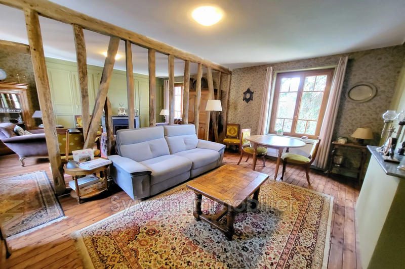 Maison - 170 m² - 8 pièces