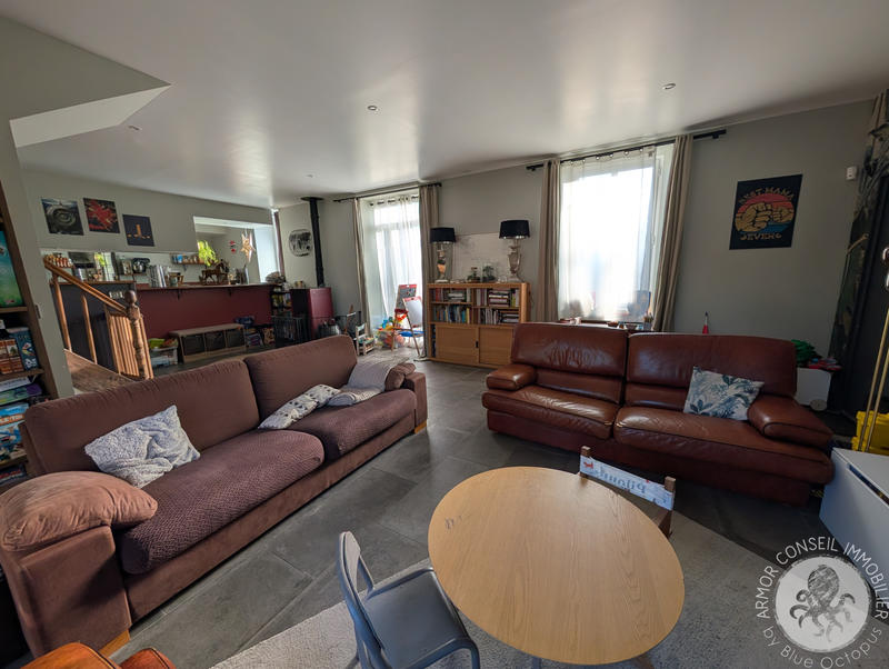 Maison - 150 m² - 6 pièces