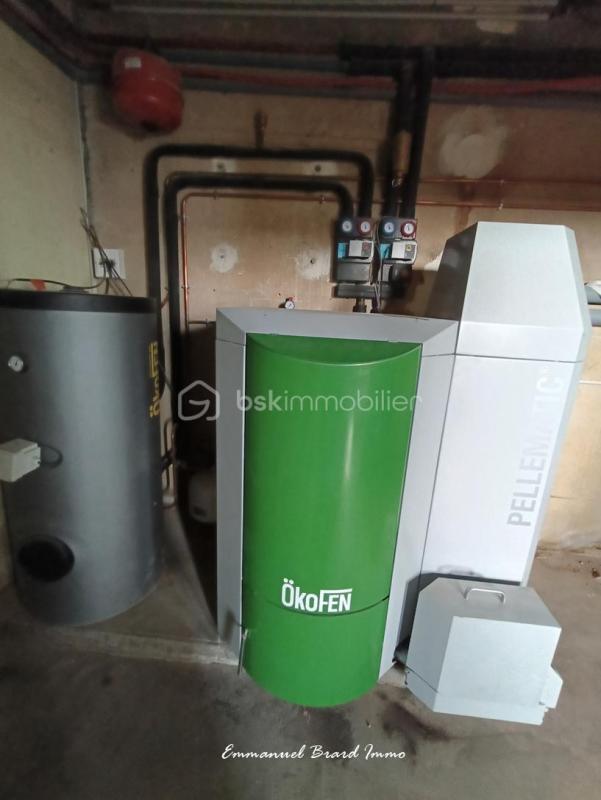 Maison traditionnelle - 180 m² - 5 pièces