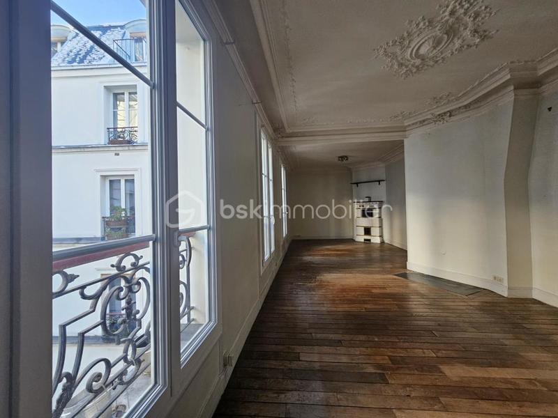 Appartement - 81 m² - 3 pièces