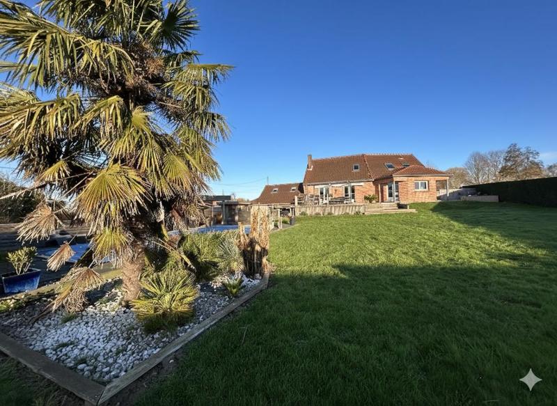 Maison - 167 m² - 6 pièces