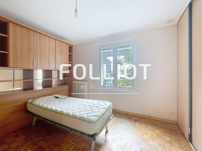 Maison - 94 m² - 6 pièces