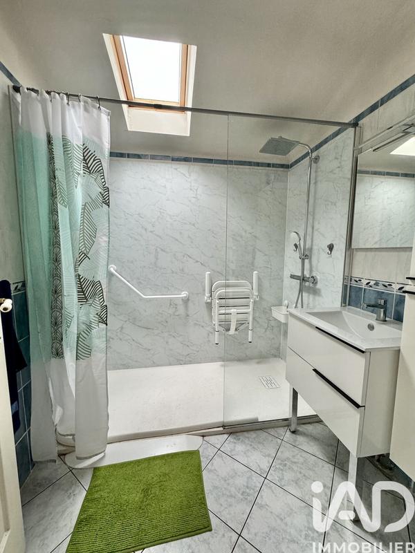 Maison - 95 m² - 4 pièces