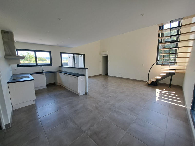 Maison - 114 m² - 5 pièces