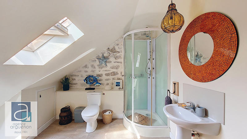 Appartement - 77 m² - 6 pièces