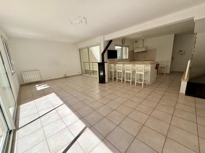 Appartement - 128 m² - 6 pièces