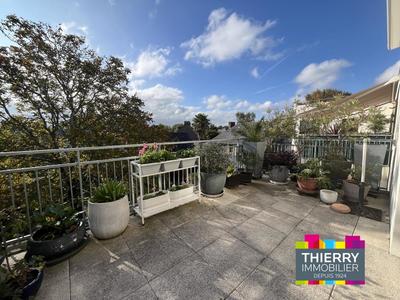 Appartement - 132 m² - 4 pièces