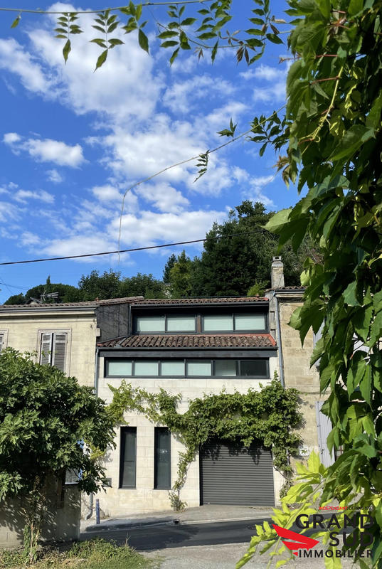 Maison ancienne - 250 m² - 11 pièces