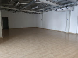 Local commercial - 193 m²