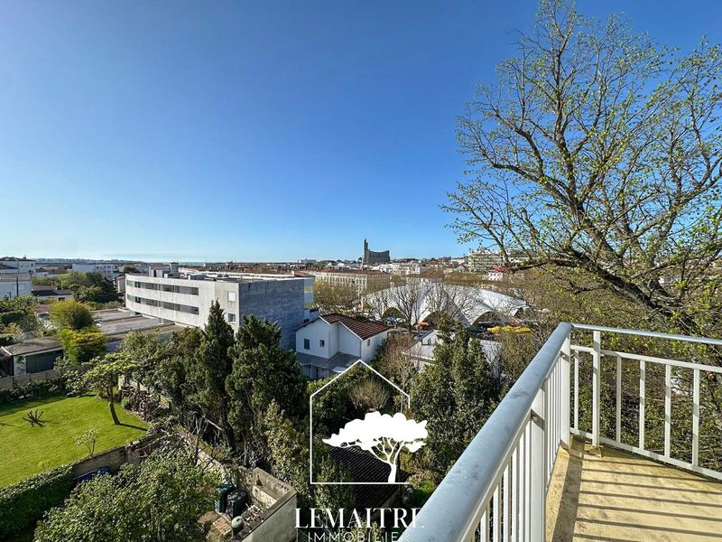 Appartement - 75 m² - 3 pièces