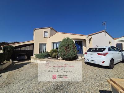 Maison - 121 m² - 7 pièces