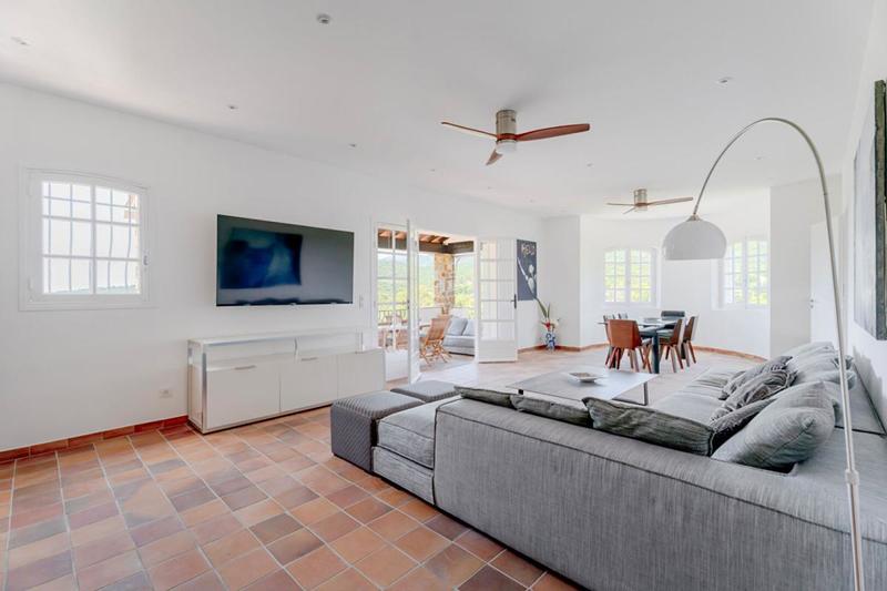 Mas - 225 m² - 7 pièces