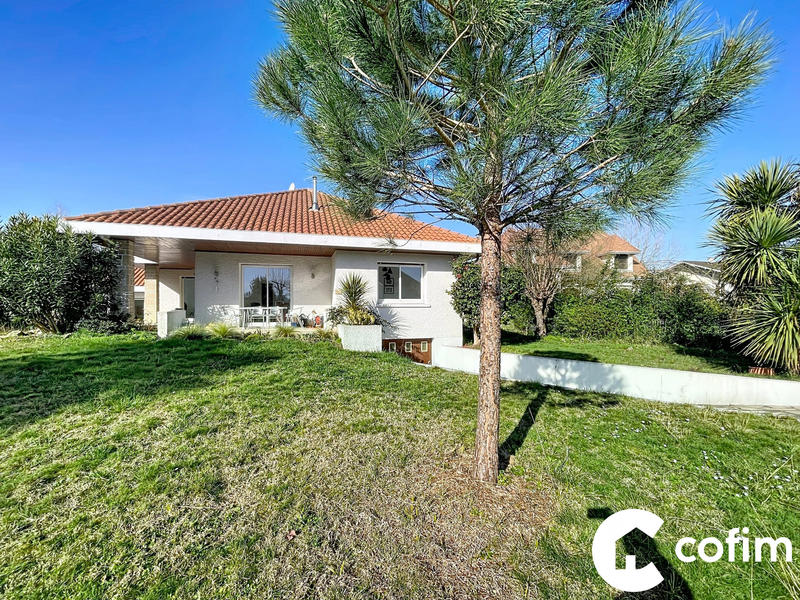 Maison contemporaine - 140 m² - 6 pièces