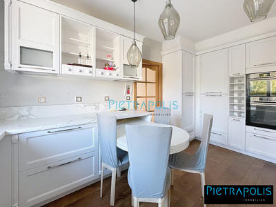 Villa - 390 m² - 14 pièces