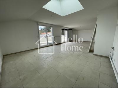 Appartement - 98 m² - 4 pièces