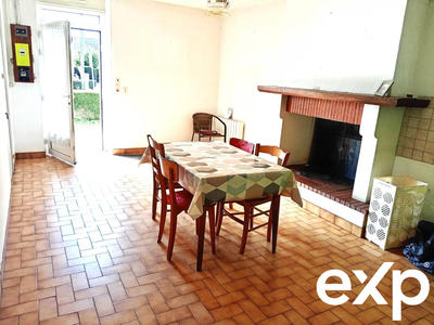 Maison - 69 m² - 6 pièces