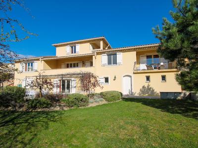 Villa - 245 m² - 7 pièces