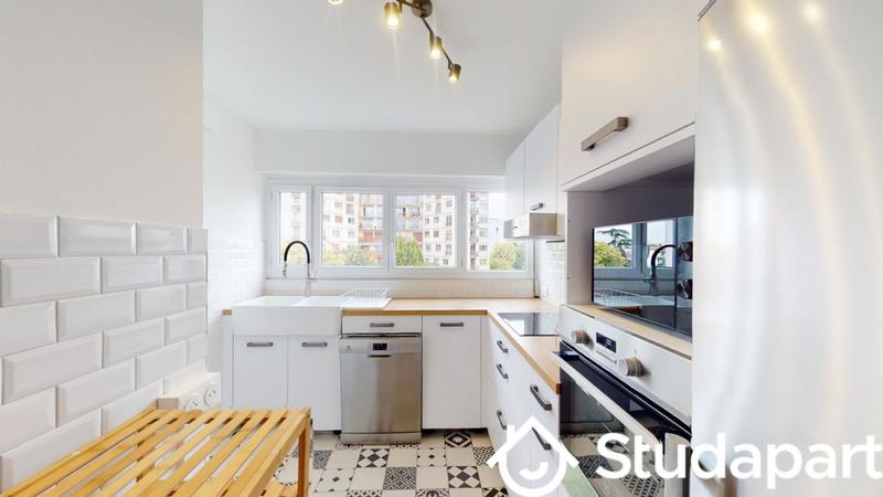 Chambre - 9 m² - 1 pièce