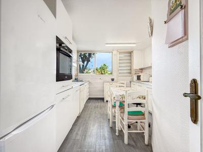 Appartement - 80 m² - 3 pièces