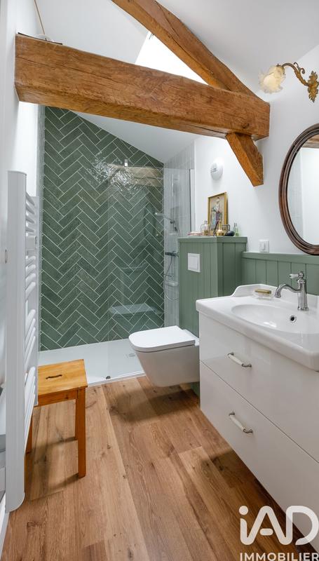 Maison - 399 m² - 14 pièces