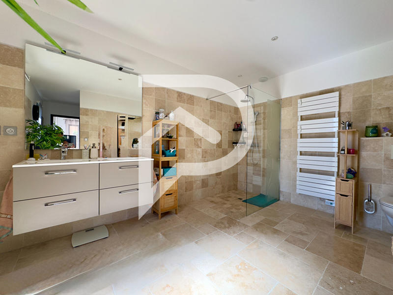 Maison - 190 m² - 6 pièces