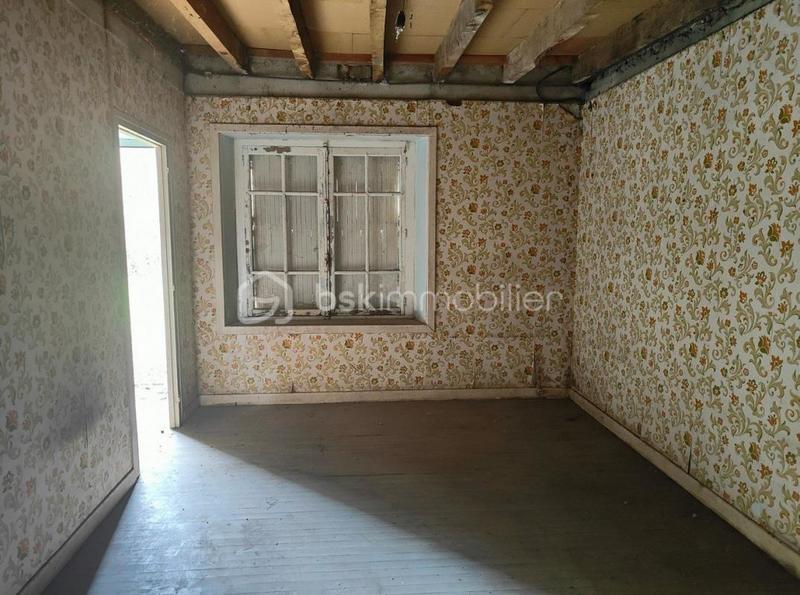 Maison - 400 m² - 6 pièces