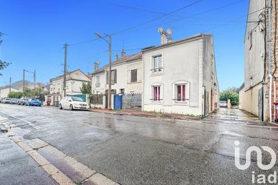 Maison de ville - 93 m² - 4 pièces