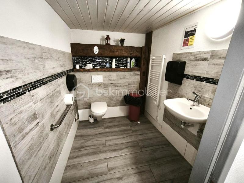 Ferme - 303 m² - 8 pièces