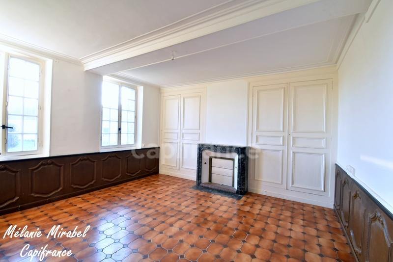 Maison - 155 m² - 8 pièces
