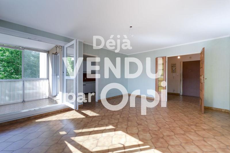 Appartement - 81 m² - 3 pièces